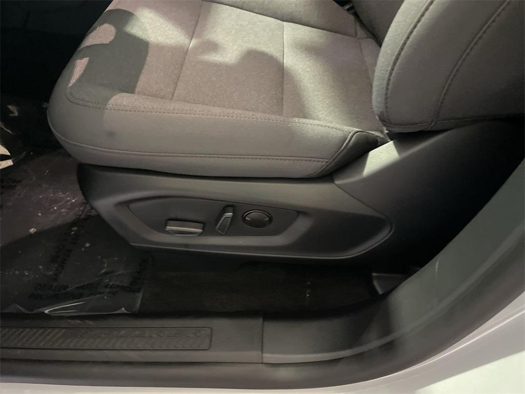 new 2025 Ford Explorer car, priced at $38,865