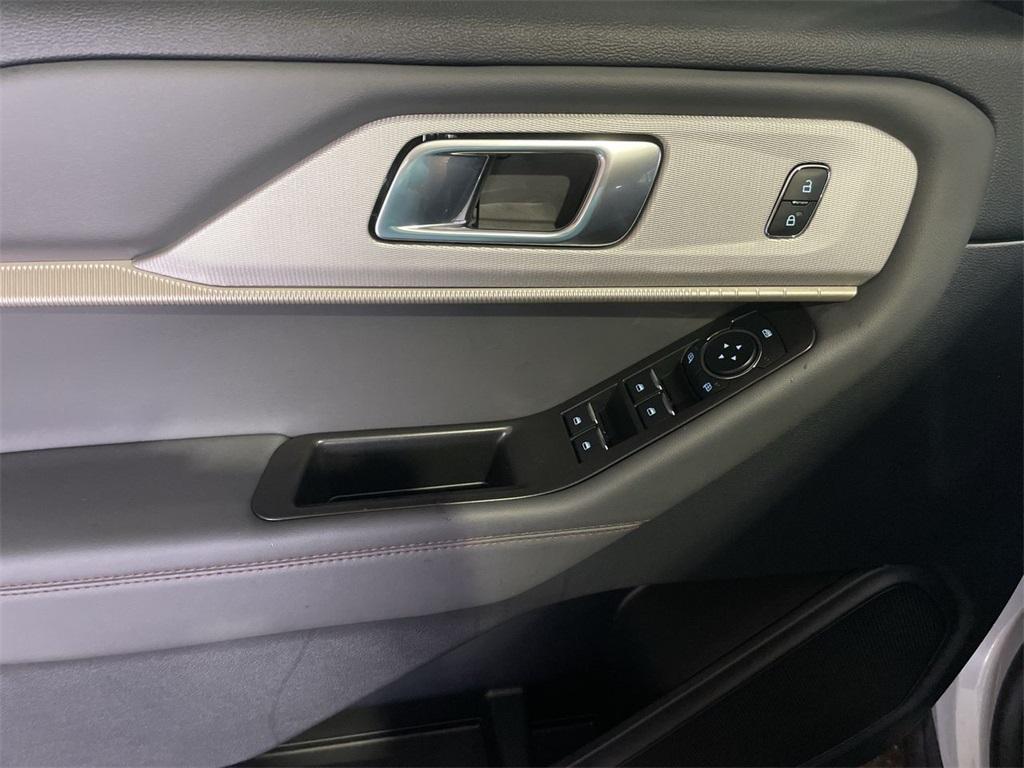 new 2025 Ford Explorer car, priced at $38,865