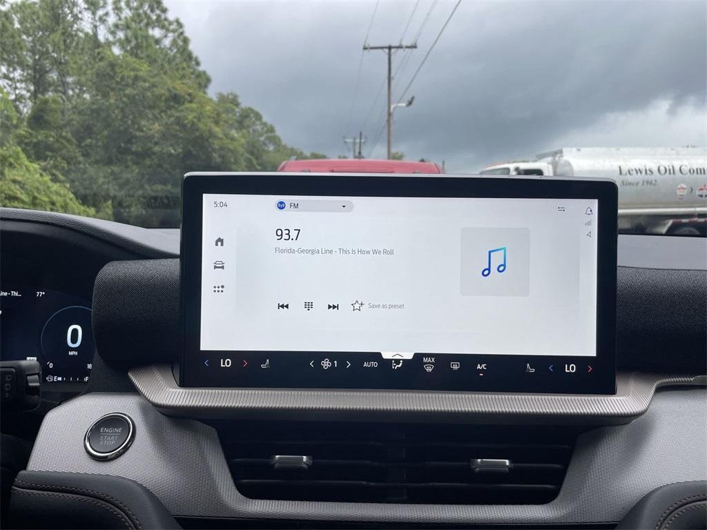 new 2025 Ford Explorer car, priced at $38,865