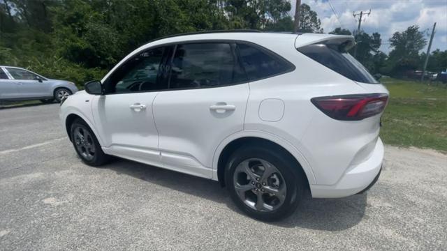 new 2024 Ford Escape car, priced at $27,702