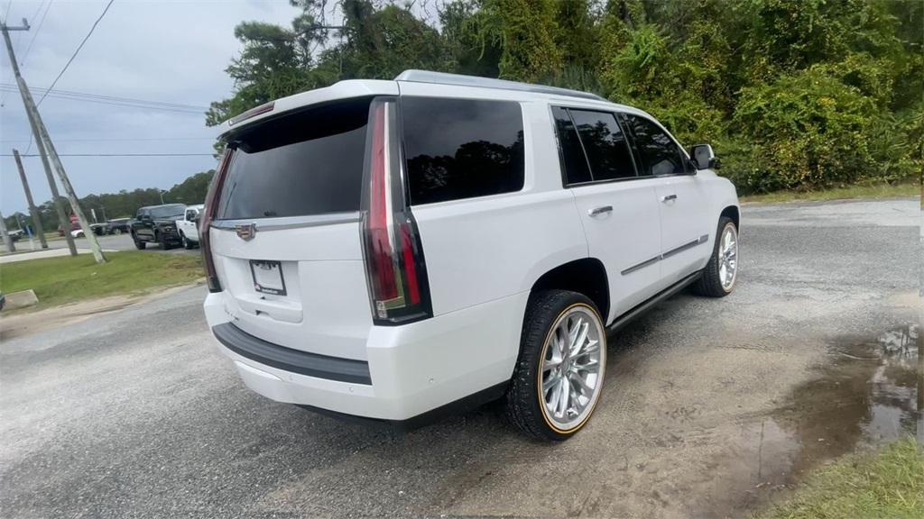 used 2019 Cadillac Escalade car, priced at $39,987