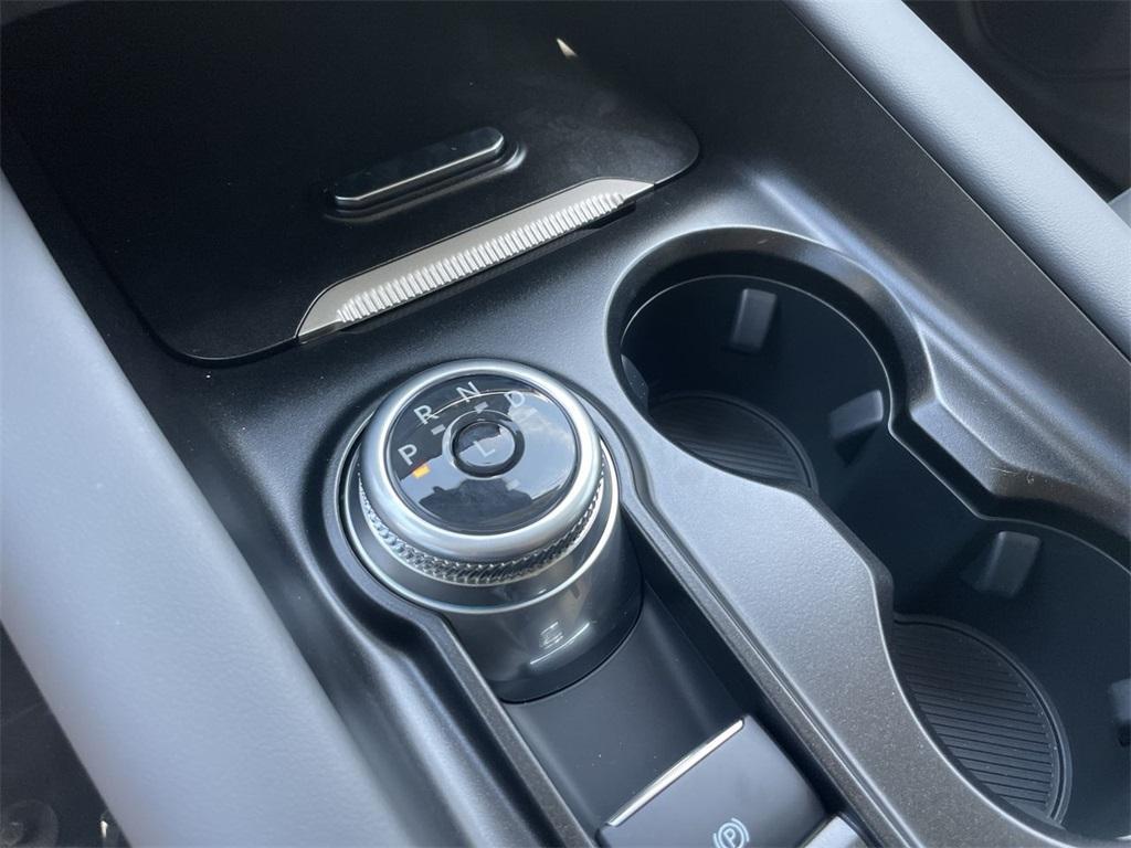 new 2025 Ford Explorer car