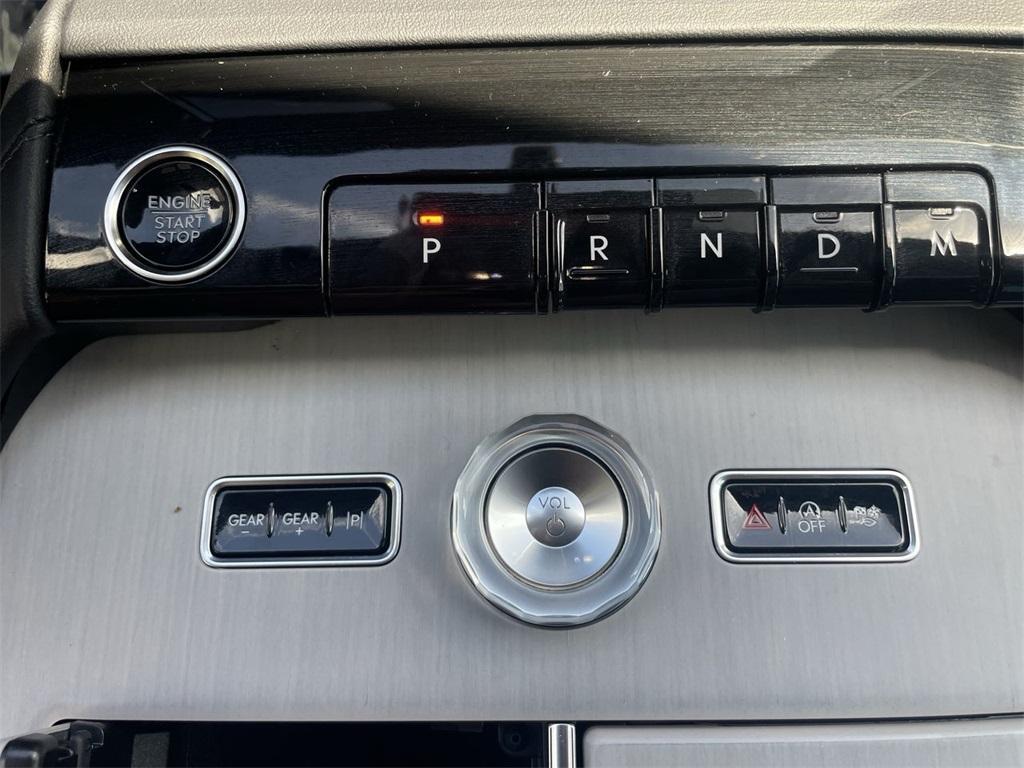 new 2025 Lincoln Navigator L car, priced at $103,362