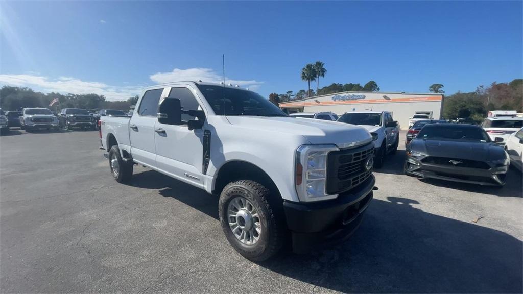 new 2024 Ford F-350 car, priced at $67,170