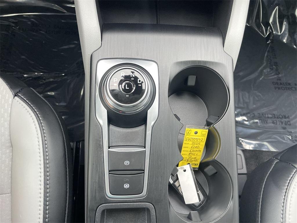 new 2025 Ford Escape car, priced at $32,560