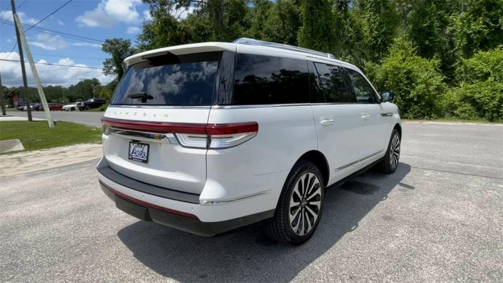 new 2024 Lincoln Navigator car, priced at $104,270