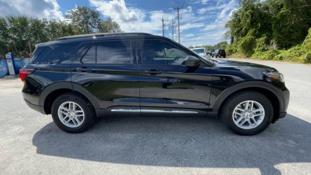 new 2025 Ford Explorer car, priced at $41,850