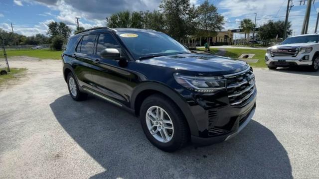 new 2025 Ford Explorer car, priced at $41,850