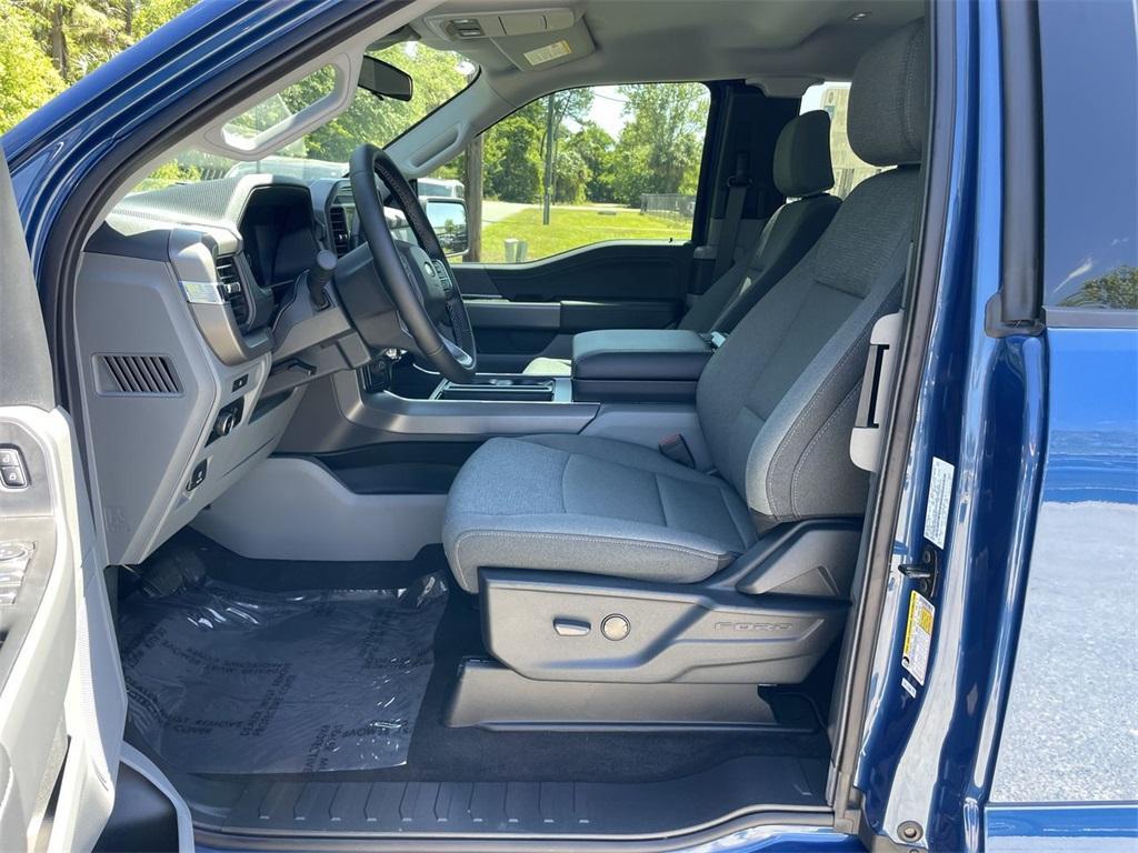 new 2025 Ford F-150 car, priced at $52,935