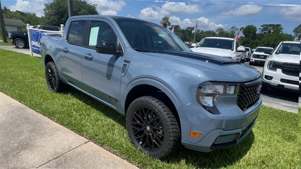 new 2025 Ford Maverick car, priced at $37,017