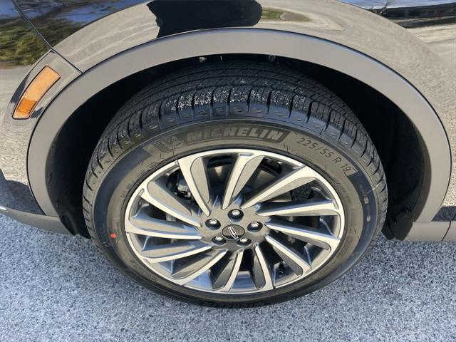new 2025 Lincoln Corsair car