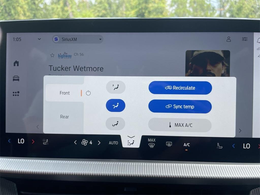 new 2025 Ford Explorer car, priced at $47,072