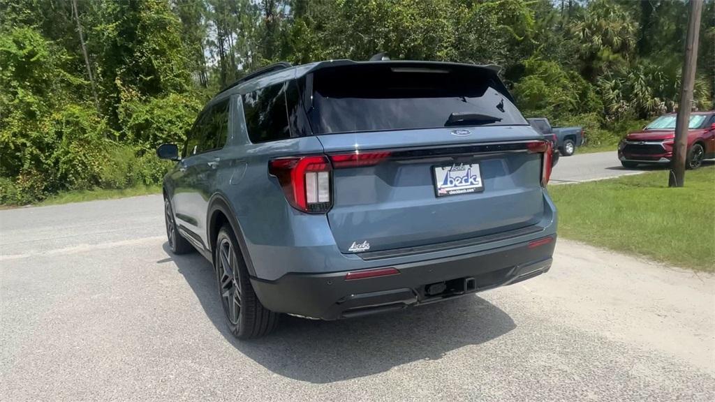 new 2025 Ford Explorer car, priced at $47,072