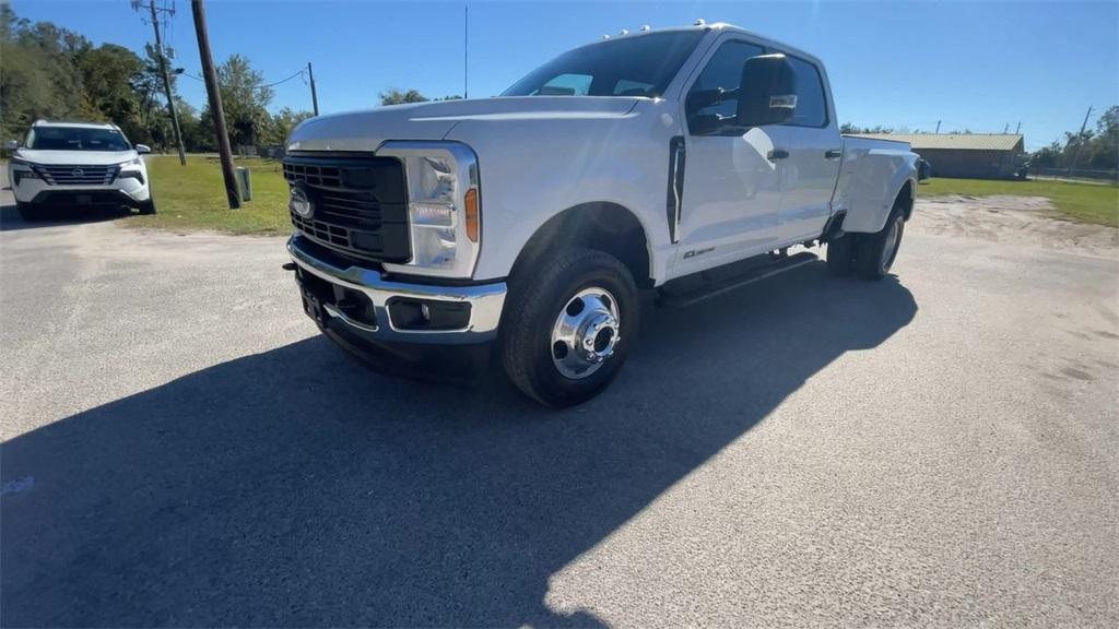 new 2024 Ford F-350 car, priced at $68,140