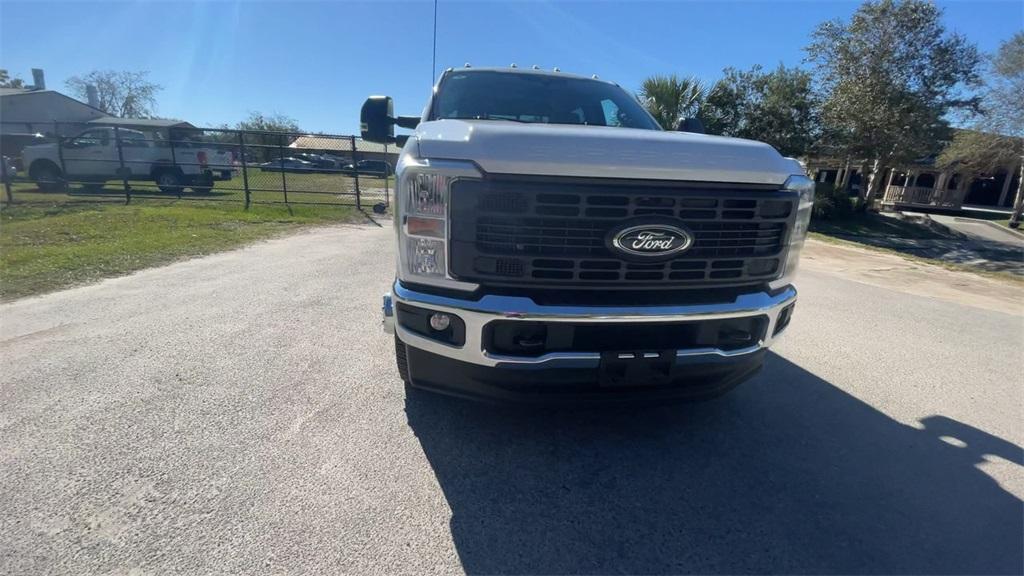 new 2024 Ford F-350 car, priced at $68,140