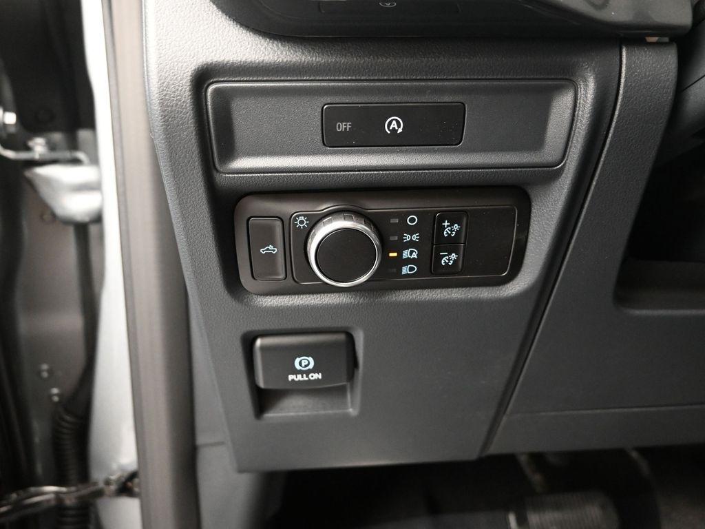 new 2025 Ford F-150 car, priced at $44,211