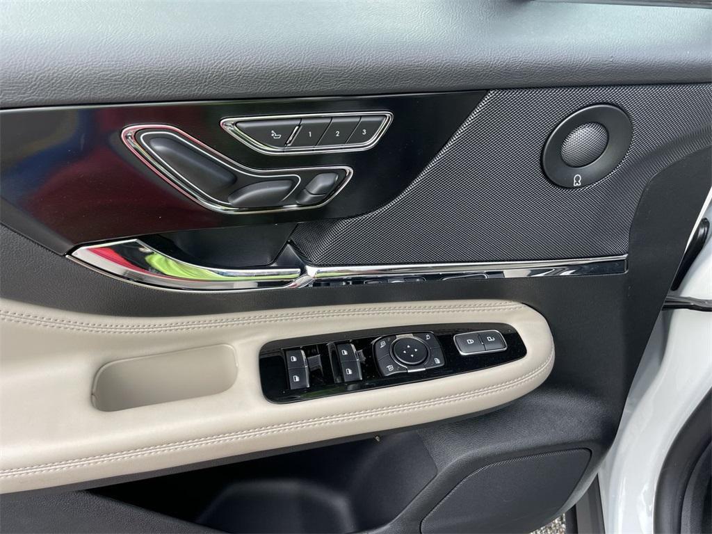 new 2025 Lincoln Corsair car, priced at $54,246