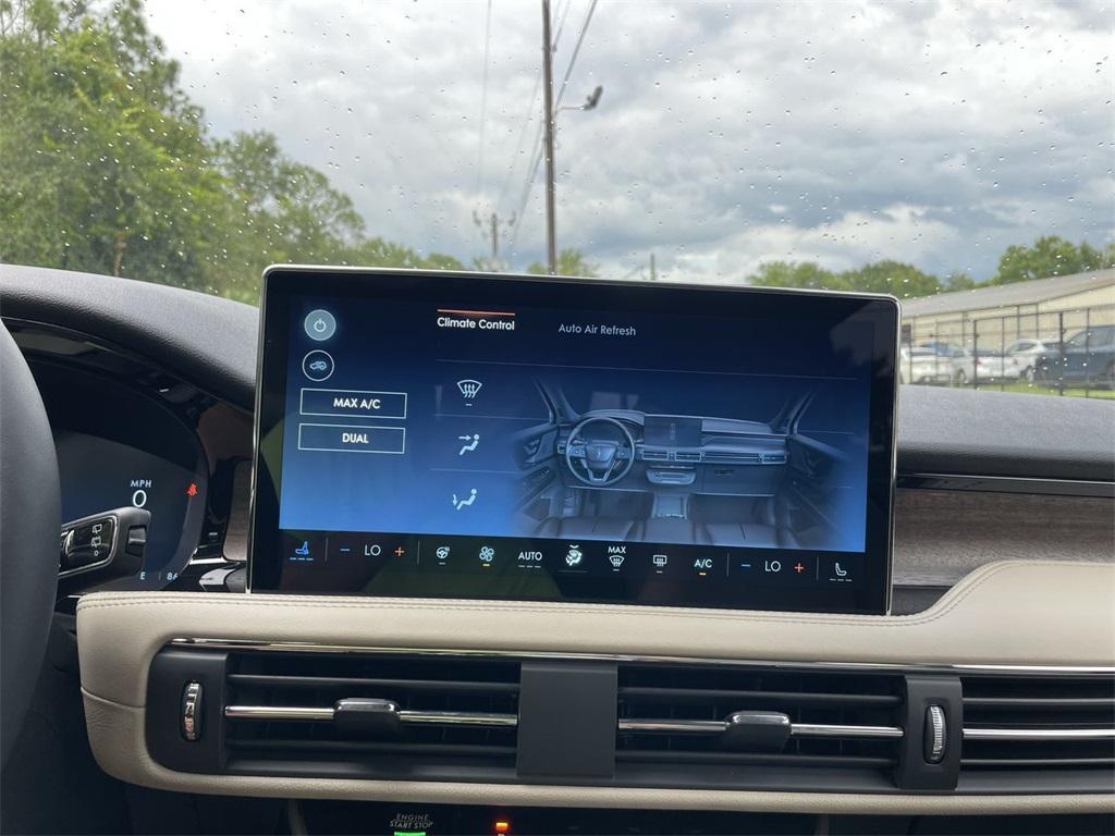 new 2025 Lincoln Corsair car, priced at $54,246
