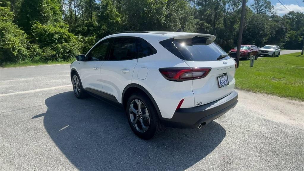 new 2025 Ford Escape car