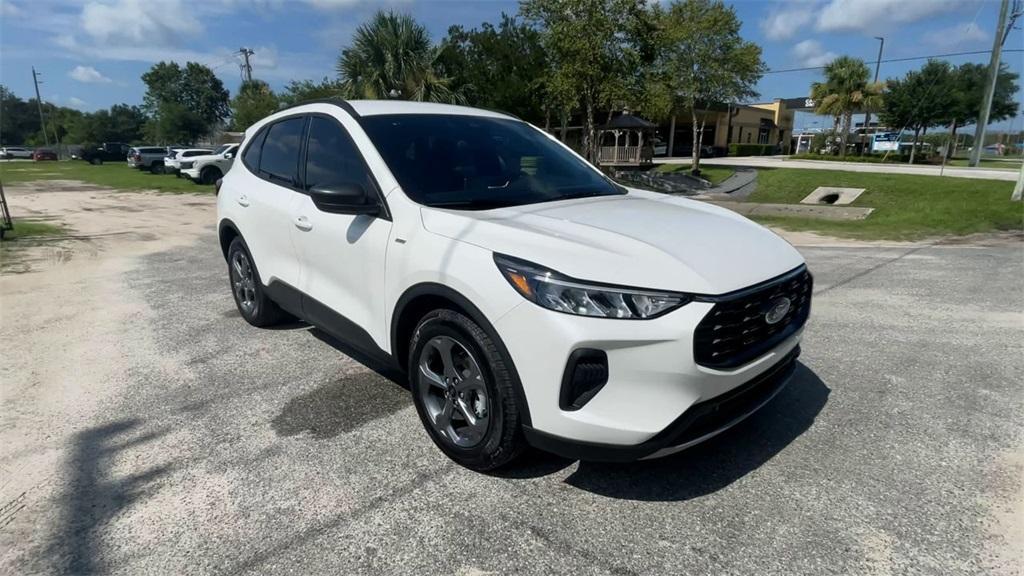 new 2025 Ford Escape car
