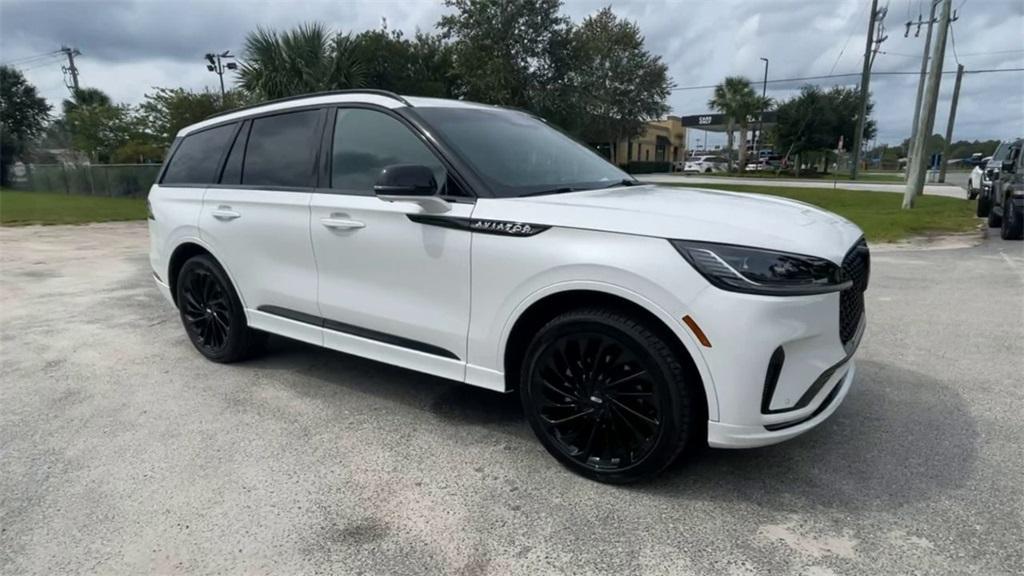 new 2025 Lincoln Aviator car