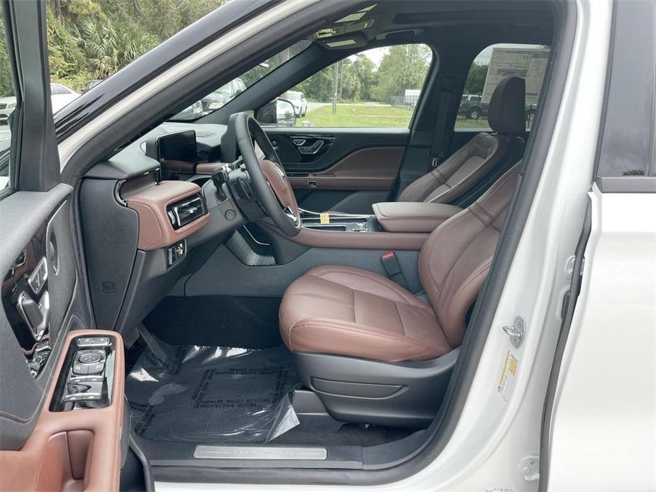 new 2025 Lincoln Aviator car