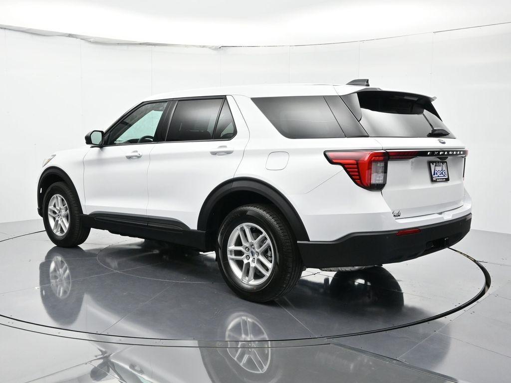 new 2026 Ford Explorer car, priced at $42,025