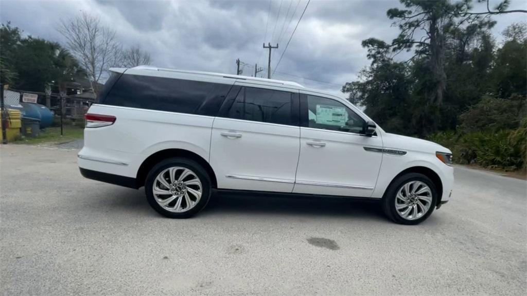 new 2024 Lincoln Navigator L car, priced at $101,895