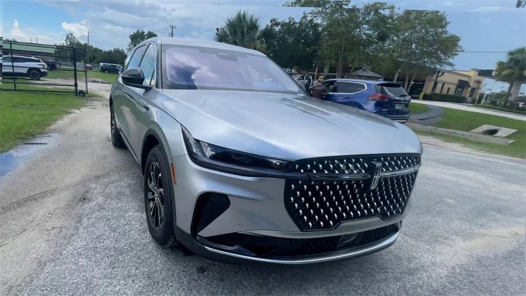 new 2025 Lincoln Nautilus car, priced at $50,341