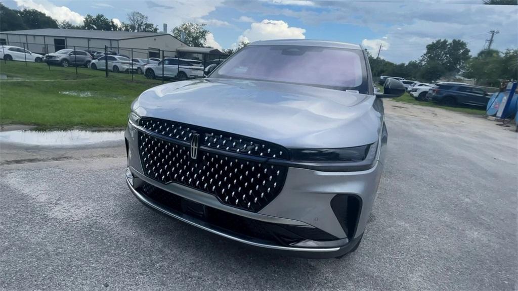 new 2025 Lincoln Nautilus car, priced at $50,341