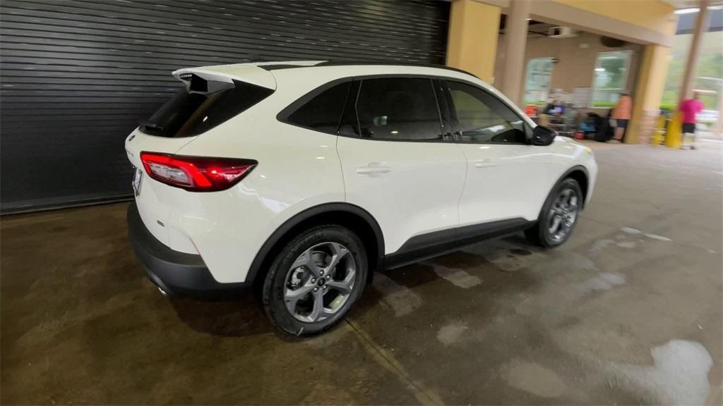 new 2025 Ford Escape car, priced at $33,144