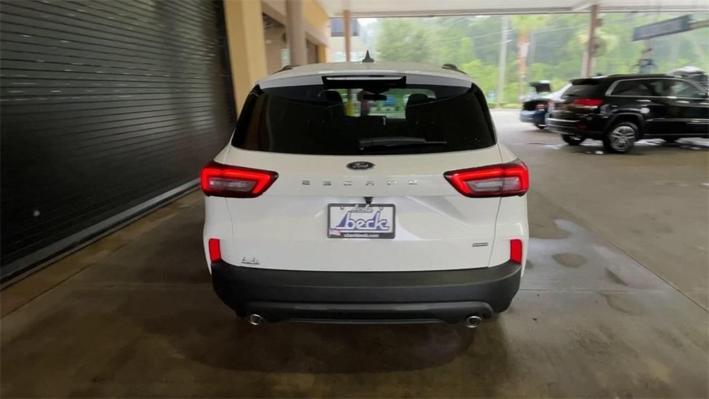 new 2025 Ford Escape car, priced at $33,144