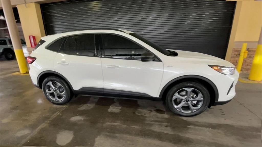 new 2025 Ford Escape car, priced at $33,144