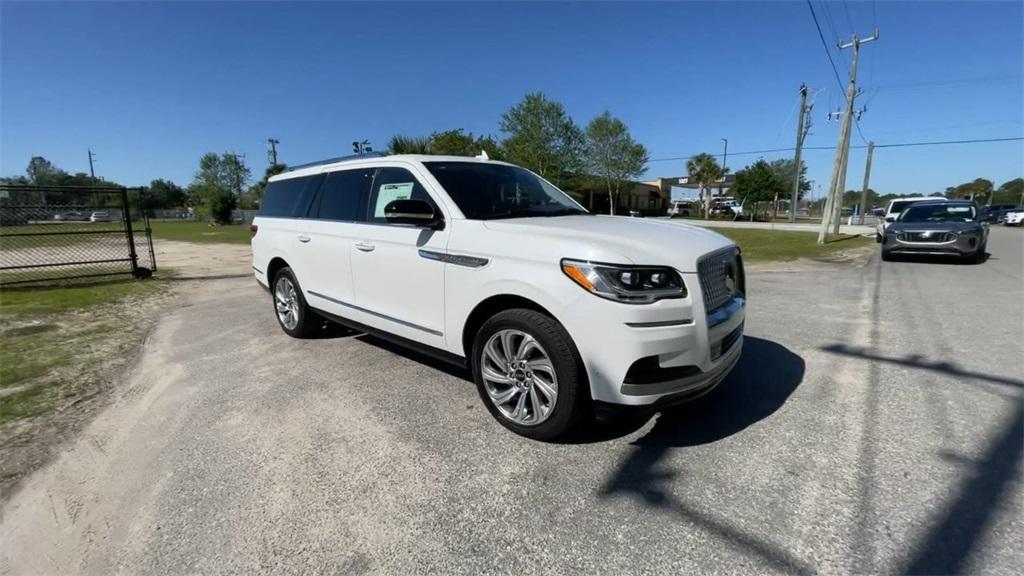 new 2024 Lincoln Navigator L car, priced at $106,230