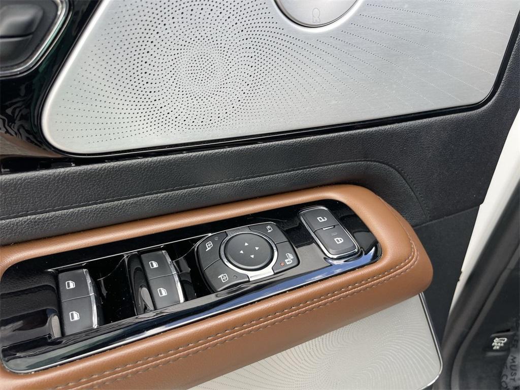 used 2021 Lincoln Aviator car, priced at $30,925