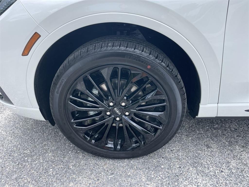 new 2025 Lincoln Corsair car, priced at $47,311