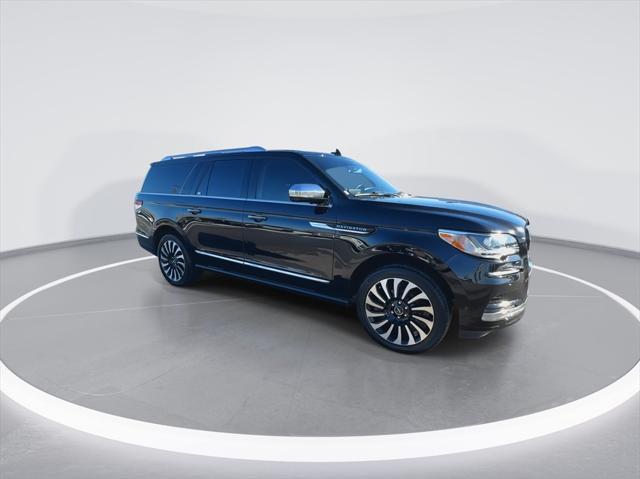 used 2022 Lincoln Navigator car, priced at $57,888