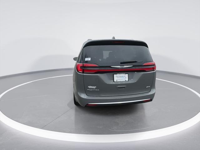 used 2022 Chrysler Pacifica car, priced at $34,888