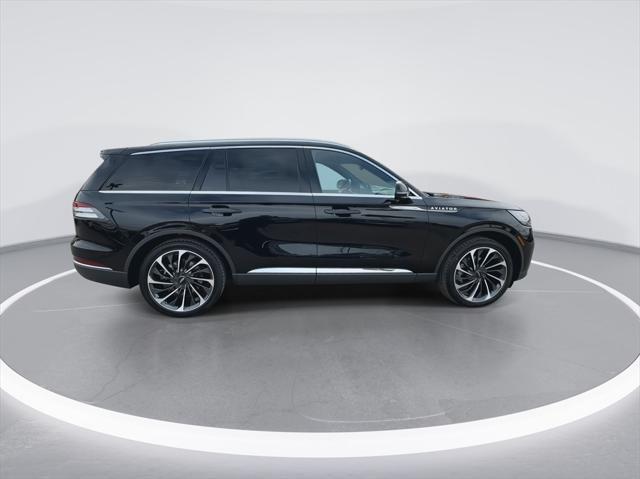 new 2025 Lincoln Aviator car, priced at $77,480