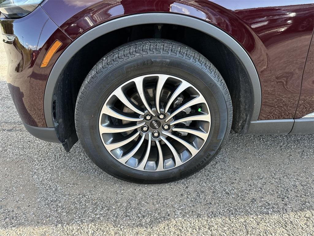 used 2022 Lincoln Aviator car, priced at $43,567