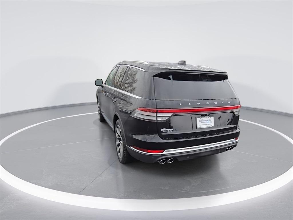 used 2025 Lincoln Aviator car, priced at $64,462