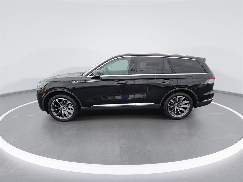 used 2025 Lincoln Aviator car, priced at $64,462