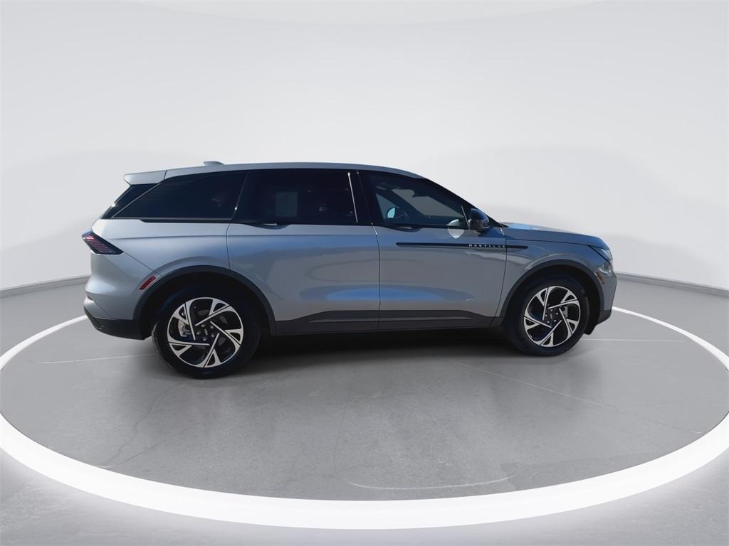 new 2025 Lincoln Nautilus car, priced at $56,287