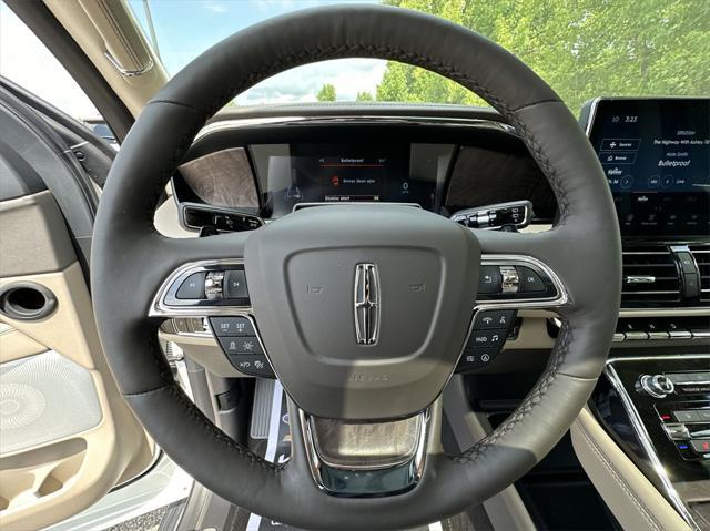 new 2024 Lincoln Navigator car, priced at $99,870