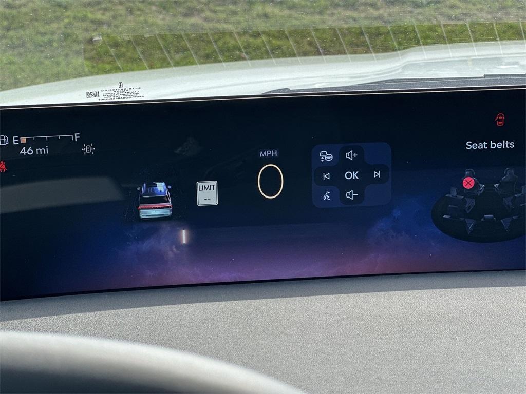 new 2025 Lincoln Navigator car, priced at $102,527