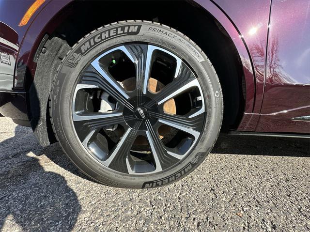 new 2025 Lincoln Nautilus car, priced at $61,716