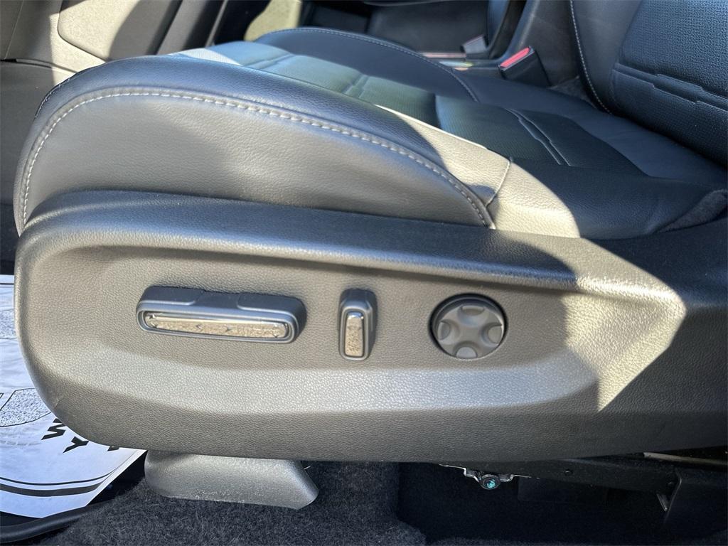 used 2021 Honda CR-V Hybrid car, priced at $30,788