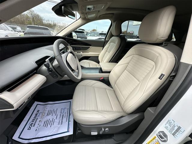 new 2025 Lincoln Nautilus car, priced at $63,355