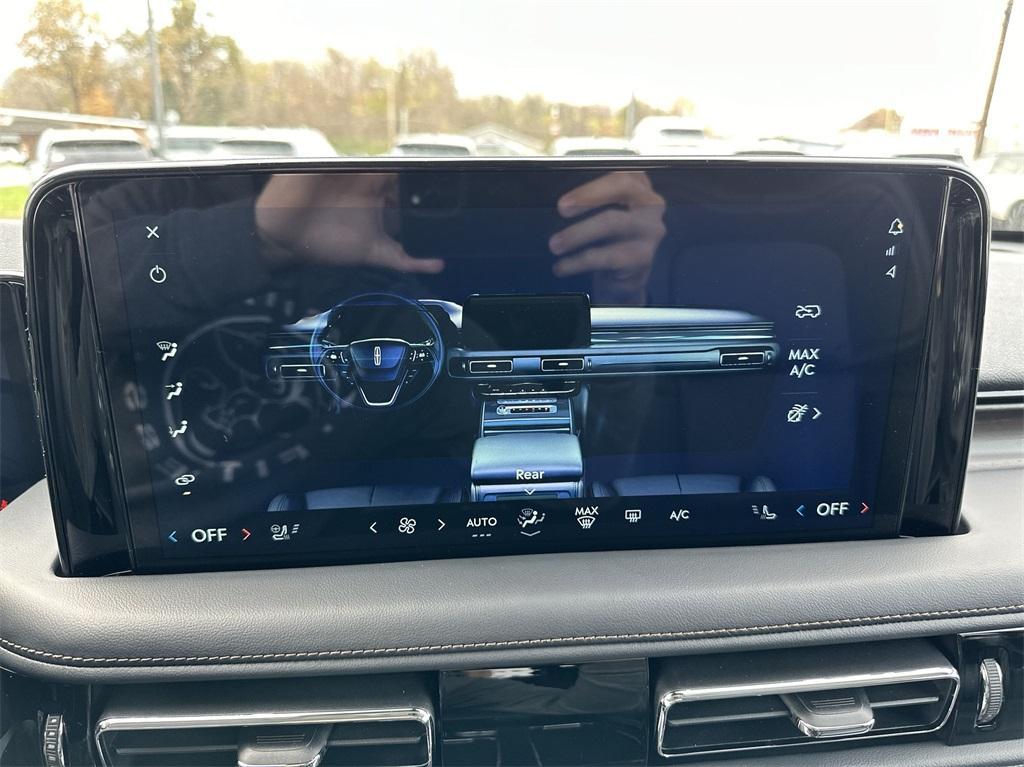 new 2025 Lincoln Aviator car, priced at $77,000