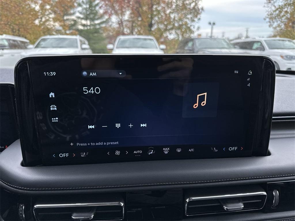 new 2025 Lincoln Aviator car, priced at $77,000